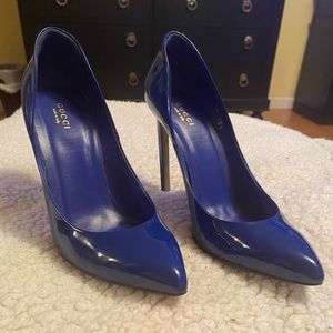 Gucci blue patent leather heels size 38 1/2.